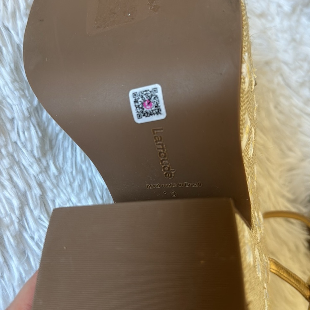 Larroude Wanda Platform Sandals in Gold Leather & Daisy Tan Raffia Rare - Picture 16 of 16